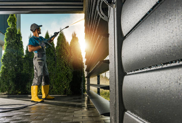Best Commercial Building Pressure Washing  in Denmark, WI
